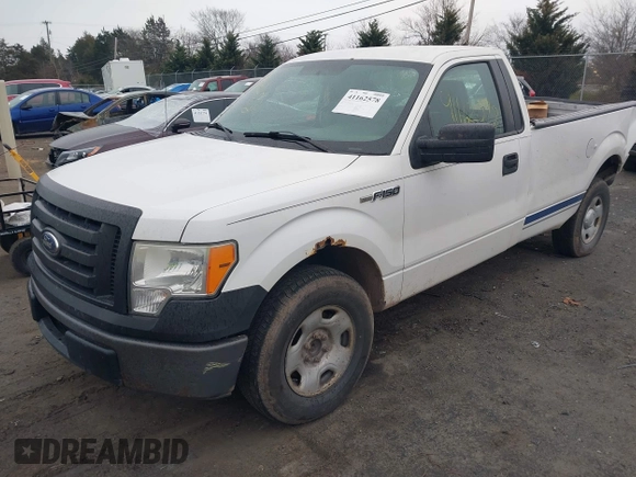 2011 Ford F-150 XL with VIN 1FTMF1CM7BKD67313, listed as a IAAI auction lot 41162578 with 181,771 mi miles. Bid and sale history available at carsss.com. Image 2.