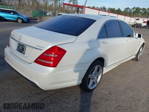 2010 Mercedes-Benz S 400 with VIN WDDNG9FB2AA312238, listed as a IAAI auction lot 41470846 with 93,067 mi miles and . Bid and sale history available at DreamBid. Image 4.