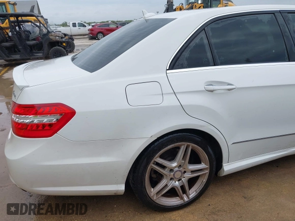 2013 Mercedes-Benz E 350 Luxury with VIN WDDHF8JB6DA766434, listed as a IAAI auction lot 42644688 with 170,250 mi miles and . Bid and sale history available at DreamBid. Image 6.