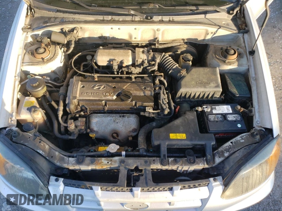 2004 Hyundai Accent GL with VIN KMHCG35C44U284868, listed as a Copart auction lot 74054884 with 87,259 mi miles and Clean Title. Bid and sale history available at carsss.com. Image 11.
