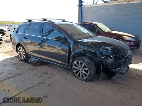 2016 Volkswagen Golf TSI Limited Edition Edition z VIN 3VWC17AU4GM516743, wystawiony jako Copart lot #50269945 z przebiegiem 129 221 mil mil oraz Szkoda całkowita • Salvage title. Historia ofert i sprzedaży dostępna na DreamBid. Obrazek 4.