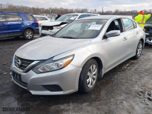 2018 Nissan Altima 2.5 S with VIN 1N4AL3AP1JC251107, listed as a IAAI auction lot 41316957 with 93,434 mi miles. Bid and sale history available at carsss.com. Image 2.