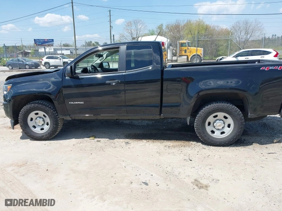 2018 Chevrolet Colorado 4WD Work Truck with VIN 1GCHTBEN7J1133294, listed as a IAAI auction lot 42040660 with 53,748 mi miles. Bid and sale history available at carsss.com. Image 14.