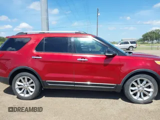 2014 Ford Explorer XLT with VIN 1FM5K7D82EGA59120, listed as a IAAI auction lot 42696013 with 163,319 mi miles and . Bid and sale history available at DreamBid. Image 13.