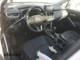 2022 Toyota Corolla Cross XLE with VIN 7MUDAAAG2NV013763, listed as a Copart auction lot 53041385 with 13 mi miles and Clean title. Bid and sale history available at DreamBid. Image 8.