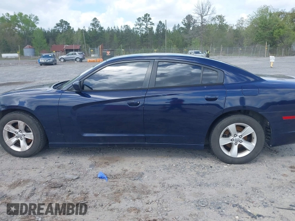2014 Dodge Charger SE with VIN 2C3CDXBG0EH308913, listed as a IAAI auction lot 41960715 with 212,148 mi miles. Bid and sale history available at carsss.com. Image 14.