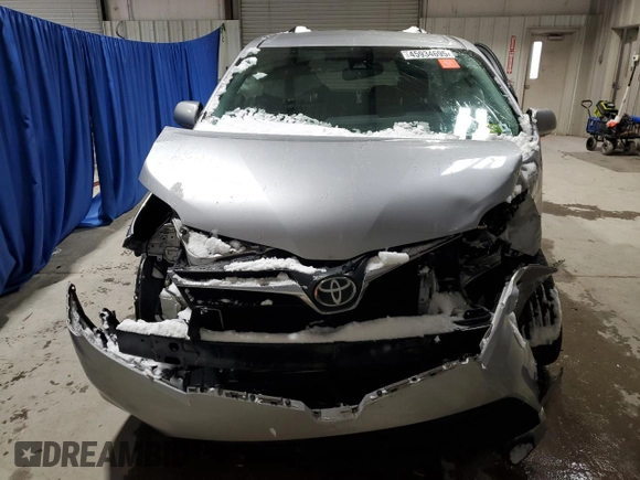 2018 Toyota Sienna LE Auto Access Seat with VIN 5TDKZ3DC1JS926071, listed as a Copart auction lot 45934695 with 0 mi miles and Salvage Title. Bid and sale history available at carsss.com. Image 5.
