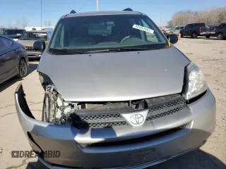 2005 Toyota Sienna LE with VIN 5TDBA23C15S048442, listed as a Copart auction lot 42983965 with 189,048 mi miles and Salvage Title. Bid and sale history available at carsss.com. Image 5.