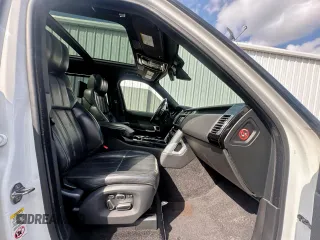 2015 Land Rover Range Rover Autobiography z VIN SALGV3TF2FA223511, wystawiony jako Copart lot #61275835 z przebiegiem 181 062 mil mil oraz Czysty tytuł • Clean title. Historia ofert i sprzedaży dostępna na DreamBid. Obrazek 5.