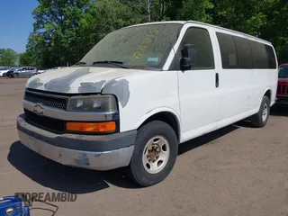 2011 Chevrolet Express Passenger 1LT with VIN 1GAZG1FG7B1171122, listed as a IAAI auction lot 42185185 with 262,837 mi miles and . Bid and sale history available at DreamBid. Image 2.