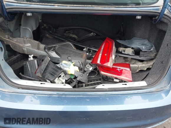 2015 Volkswagen Jetta S with VIN 3VW2K7AJ0FM347625, listed as a IAAI auction lot 42503613 with 92,587 mi miles and . Bid and sale history available at DreamBid. Image 12.