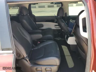 2022 Kia Carnival SX with VIN KNDNE5H31N6074714, listed as a Copart auction lot 68877584 with 56,656 mi miles and Salvage Title. Bid and sale history available at carsss.com. Image 11.