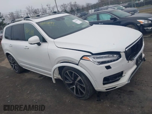 2018 Volvo XC90 Momentum with VIN YV4A22PK4J1321548, listed as a IAAI auction lot 41865899 with 122,568 mi miles. Bid and sale history available at carsss.com. Image 1.