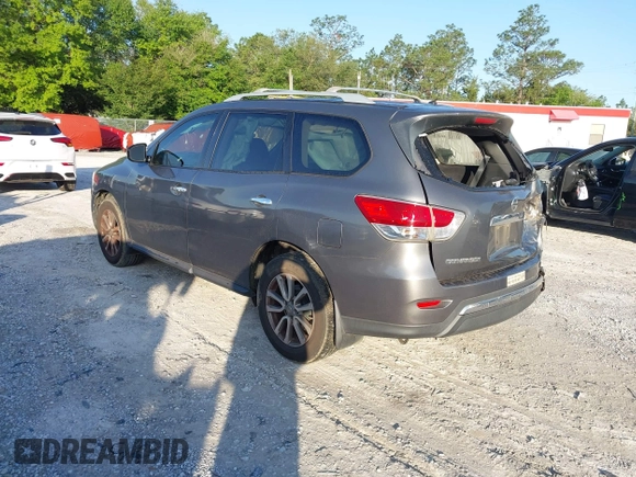2016 Nissan Pathfinder Platinum with VIN 5N1AR2MN6GC642609, listed as a IAAI auction lot 41993008 with 204,435 mi miles. Bid and sale history available at carsss.com. Image 3.