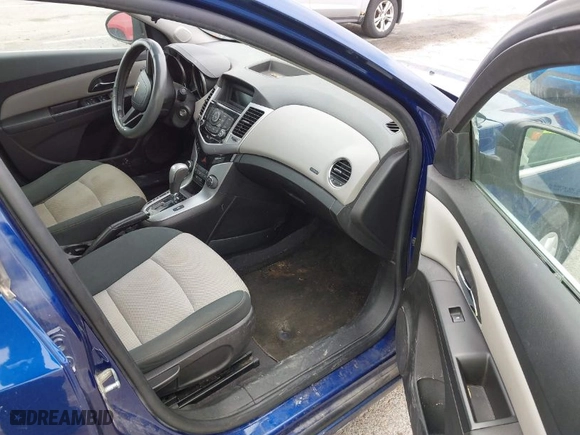 2012 Chevrolet Cruze LS with VIN 1G1PC5SH6C7118998, listed as a IAAI auction lot 41930224 with 247,523 mi miles. Bid and sale history available at carsss.com. Image 5.