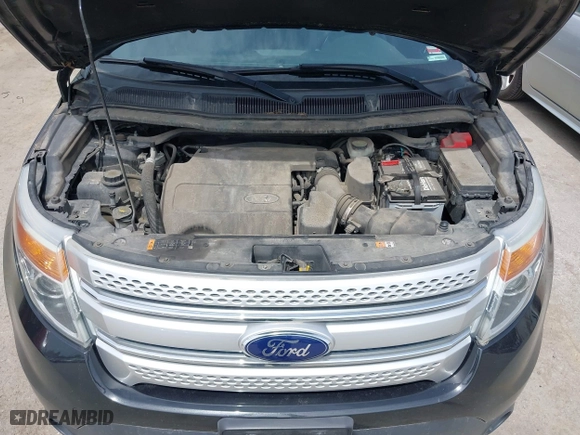 2014 Ford Explorer XLT with VIN 1FM5K8D85EGC27757, listed as a IAAI auction lot 41997381 with 154,397 mi miles. Bid and sale history available at carsss.com. Image 10.