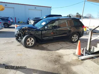2016 Jeep Grand Cherokee Laredo z VIN 1C4RJFAG0GC425732, wystawiony jako IAAI lot #41641806 z przebiegiem 174 871 mil mil oraz . Historia ofert i sprzedaży dostępna na DreamBid. Obrazek 15.