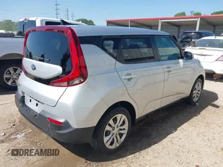2020 Kia Soul LX with VIN KNDJ23AU4L7721807, listed as a IAAI auction lot 41998534 with 1 mi miles. Bid and sale history available at carsss.com. Image 4.