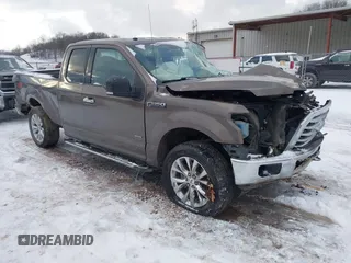 2017 Ford F-150 XL with VIN 1FTFX1EG1HFC74818, listed as a IAAI auction lot 41235975 with 47,000 mi miles. Bid and sale history available at carsss.com. Image 1.