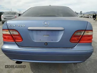 2000 Mercedes-Benz CLK 320/430 z VIN WDBLJ65G4YF149361, wystawiony jako Copart lot #46554435 z przebiegiem 97 779 mil mil oraz Czysty tytuł • Clean title. Historia ofert i sprzedaży dostępna na DreamBid. Obrazek 6.