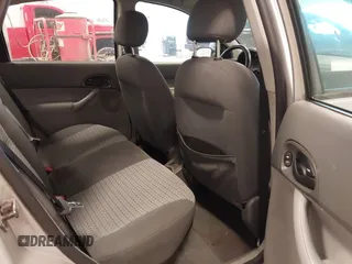 2005 Ford Focus S с VIN 1FAFP34N25W139215, выставлен на аукционе IAAI как лот 42469413 с пробегом 119 675 миль миль и . История ставок и продаж доступна на DreamBid. Изображение 8.