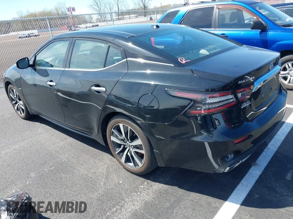 2019 Nissan Maxima SV with VIN 1N4AA6AV5KC377042, listed as a IAAI auction lot 41839754 with 53,962 mi miles and . Bid and sale history available at DreamBid. Image 3.