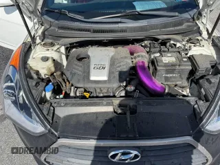 2016 Hyundai Veloster Turbo z VIN KMHTC6AE3GU296034, wystawiony jako Copart lot #59438335 z przebiegiem 121 565 mil mil oraz Czysty tytuł • Clean title. Historia ofert i sprzedaży dostępna na DreamBid. Obrazek 7.