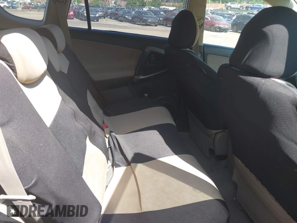 2007 Toyota RAV4 Limited z VIN JTMBD31V076040062, wystawiony jako IAAI lot #42595901 z przebiegiem 220 143 mil mil oraz . Historia ofert i sprzedaży dostępna na DreamBid. Obrazek 8.