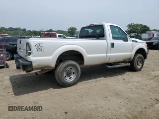 2015 Ford F-250 XLT z VIN 1FTBF2B6XFEA89933, wystawiony jako Copart lot #60073375 z przebiegiem 12 960 mil mil oraz Czysty tytuł • Clean title. Historia ofert i sprzedaży dostępna na DreamBid. Obrazek 3.