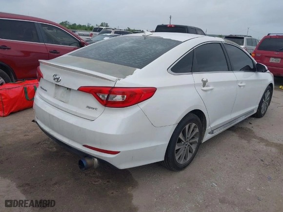 2016 Hyundai Sonata 2.4L Sport with VIN 5NPE34AF0GH342889, listed as a IAAI auction lot 41960631 with 198,541 mi miles. Bid and sale history available at carsss.com. Image 4.