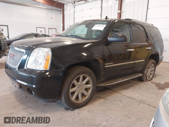 2013 GMC Yukon Denali with VIN 1GKS2EEF2DR221845, listed as a IAAI auction lot 42148383 with 226,367 mi miles. Bid and sale history available at carsss.com. Image 17.