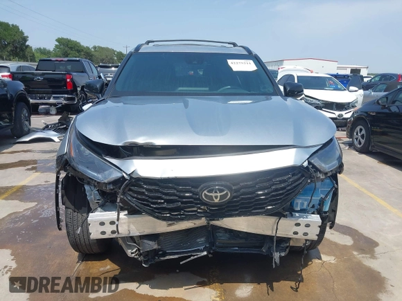 2023 Toyota Highlander L with VIN 5TDKDRAHXPS016140, listed as a IAAI auction lot 42275211 with 33,144 mi miles and . Bid and sale history available at DreamBid. Image 13.