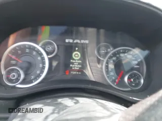 2022 Ram 2500 Big Horn с VIN 3C6UR5DJ4NG119915, выставлен на аукционе IAAI как лот 42206890 с пробегом 77 269 миль миль и . История ставок и продаж доступна на DreamBid. Изображение 7.