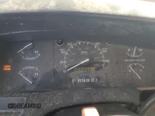 1992 Ford Bronco XL with VIN 1FMEU15N8NLA71761, listed as a Copart auction lot 61508904 with 181,426 mi miles and Clean Title. Bid and sale history available at DreamBid. Image 9.