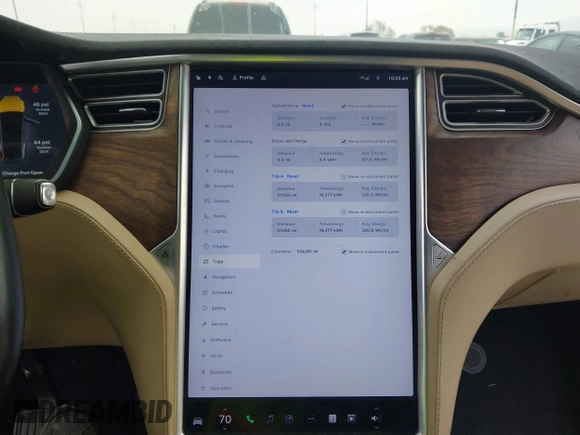 2016 Tesla Model X 70D with VIN 5YJXCBE2XGF019095, listed as a IAAI auction lot 42025230 with 109,660 mi miles and . Bid and sale history available at DreamBid. Image 7.