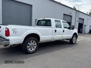 2015 Ford F-250 Lariat z VIN 1FT7W2B63FEC54565, wystawiony jako Copart lot #61446585 z przebiegiem 213 130 mil mil oraz Czysty tytuł • Clean title. Historia ofert i sprzedaży dostępna na DreamBid. Obrazek 4.