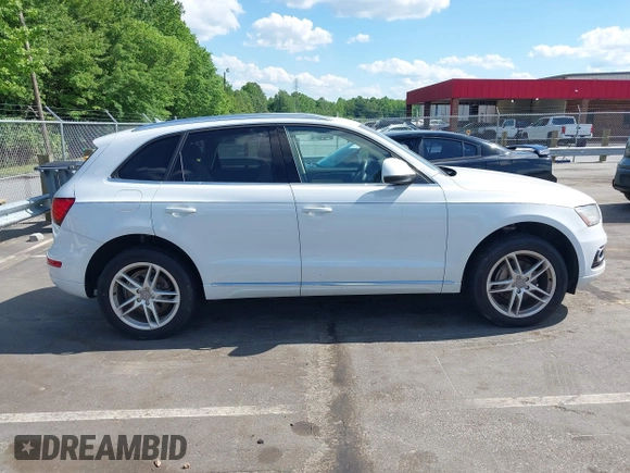 2014 Audi Q5 Premium Plus z VIN WA1LFAFP8EA081587, wystawiony jako IAAI lot #42195922 z przebiegiem 143 540 mil mil oraz . Historia ofert i sprzedaży dostępna na DreamBid. Obrazek 13.