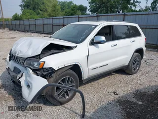 2018 Jeep Grand Cherokee Limited с VIN 1C4RJFBG4JC138853, выставлен на аукционе IAAI как лот 42496470 с пробегом 104 451 миль миль и . История ставок и продаж доступна на DreamBid. Изображение 18.