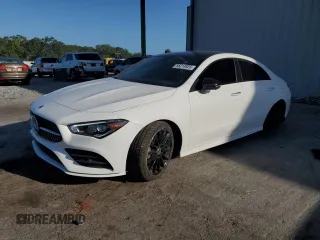 2023 Mercedes-Benz CLA 250 z VIN W1K5J4GBXPN392036, wystawiony jako Copart lot #55213925 z przebiegiem 19 245 mil mil oraz Szkoda całkowita • Salvage title. Historia ofert i sprzedaży dostępna na DreamBid. Obrazek 1.
