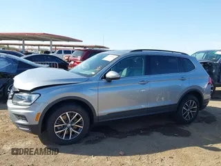 2019 Volkswagen Tiguan SE with VIN 3VV2B7AX1KM170926, listed as a IAAI auction lot 41953801 with 54,361 mi miles and . Bid and sale history available at DreamBid. Image 14.
