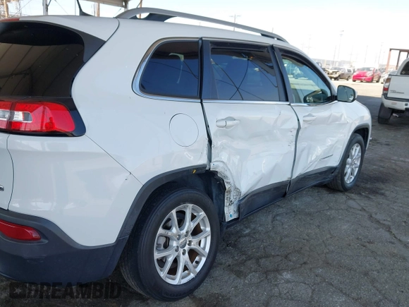 2017 Jeep Cherokee Latitude with VIN 1C4PJLCB3HW516971, listed as a IAAI auction lot 42489832 with 43,304 mi miles and . Bid and sale history available at DreamBid. Image 6.