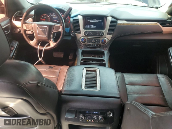 2016 GMC Yukon Denali with VIN 1GKS1CKJ7GR219660, listed as a Copart auction lot 69989044 with 186,195 mi miles and Clean Title. Bid and sale history available at carsss.com. Image 8.