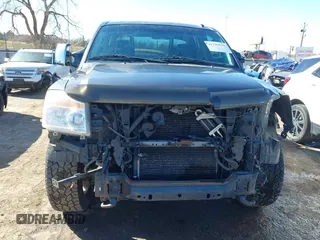 2011 Nissan Titan SL with VIN 1N6BA0EC5BN307529, listed as a IAAI auction lot 41729522 with 221,260 mi miles. Bid and sale history available at carsss.com. Image 13.