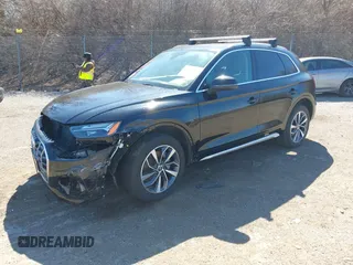 2021 Audi Q5 Premium Plus with VIN WA1BAAFY0M2018978, listed as a IAAI auction lot 41827330 with 72,730 mi miles. Bid and sale history available at carsss.com. Image 2.
