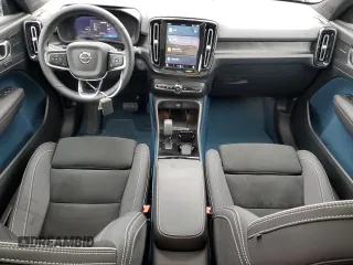 2023 Volvo C40 Recharge Pure Electric Ultimate with VIN YV4ED3GMXP2028081, listed as a Copart auction lot 83539264 with 6,174 mi miles and Salvage Title. Bid and sale history available at carsss.com. Image 8.