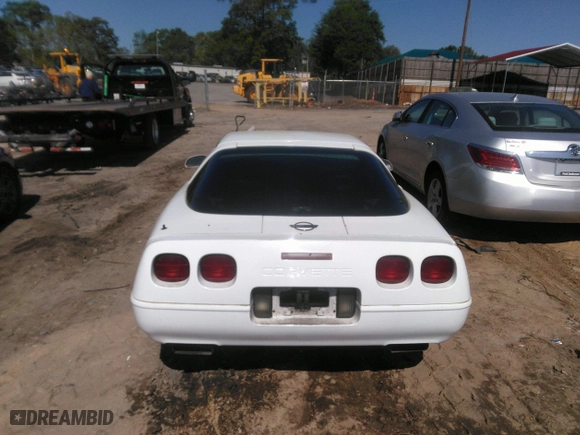 1994 Chevrolet Corvette with VIN 1G1YY22P9R5107851, listed as a IAAI auction lot 42000934 with 87,677 mi miles. Bid and sale history available at carsss.com. Image 16.