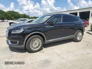 2019 Lincoln Nautilus Standard с VIN 2LMPJ6J95KBL46705, выставлен на аукционе Copart как лот 69408174 с пробегом 73 322 миль миль и Списание • Salvage title. История ставок и продаж доступна на DreamBid. Изображение 1.