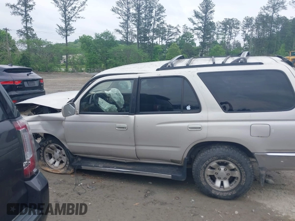 2000 Toyota 4Runner SR5 с VIN JT3GN86R1Y0139431, выставлен на аукционе IAAI как лот 42103546 с пробегом 376 600 миль миль и . История ставок и продаж доступна на DreamBid. Изображение 14.