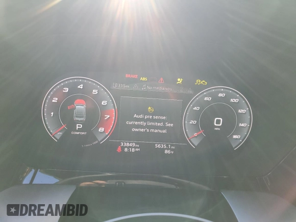 2022 Audi S3 Premium Plus z VIN WAUH3DGY8NA005992, wystawiony jako Copart lot #53988684 z przebiegiem 33 849 mil mil oraz . Historia ofert i sprzedaży dostępna na DreamBid. Obrazek 9.