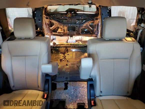 2024 Ford Expedition Max XLT with VIN 1FMJK1H80REA52884, listed as a Copart auction lot 42295015 with 17,469 mi miles and Salvage title. Bid and sale history available at DreamBid. Image 10.